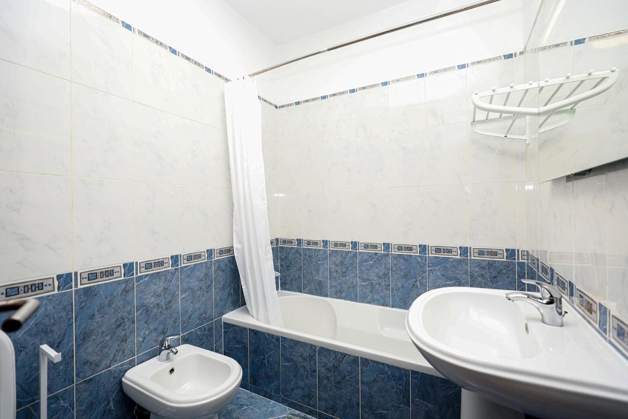 A72 - Colas Place In Lagos Apartment Екстериор снимка